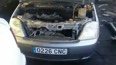 Veicolo di demolizione OPEL MERIVA Cosmo dell'anno 2003 alimentato Z16SE