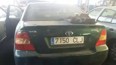 Veicolo di demolizione toyota corolla (e12) 2.0 d-4d linea sol berlina dell'anno 2003 alimentato 1cdftv
