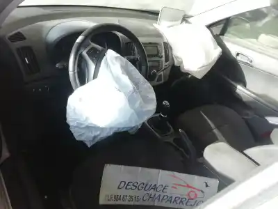 Veicolo di demolizione hyundai i30 classic dell'anno 2011 alimentato d4fb