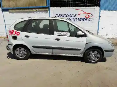 Scrapping Vehicle renault megane i scenic (ja0) 1.9 d rn of the year 2002 powered f9q q7