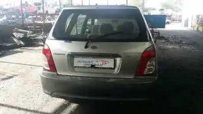 Veicolo di demolizione kia carens 1.8 ls monovolumen dell'anno 2000 alimentato tb