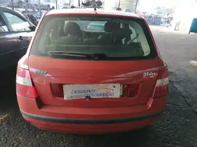 Veicolo di demolizione fiat stilo (192) 1.4 16v feel (04.2006->) dell'anno 2003 alimentato 182b6000