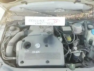 Veículo de Sucata volkswagen polo berlina (6n2) conceptline do ano 2000 alimentado agd