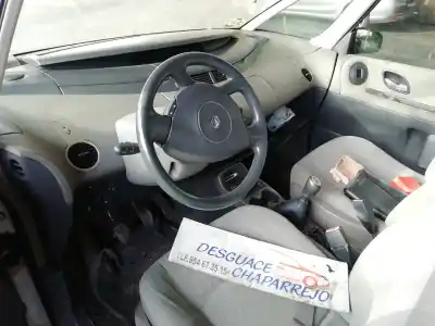 Scrapping Vehicle renault espace iv (jk0) authentique of the year 2006 powered f9qa8