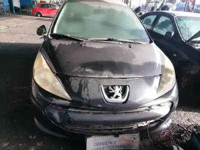 Veículo de Sucata PEUGEOT 207 Confort do ano 2006 alimentado 8HZ