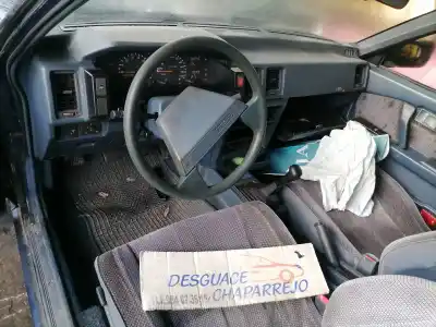 Véhicule à la ferraille nissan bluebird berlina (t12/72) * de l'année 1989 alimenté sin ficha