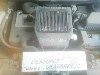 Veículo de Sucata kia carens 2.0 crdi ex monovolumen do ano 2003 alimentado d4ea