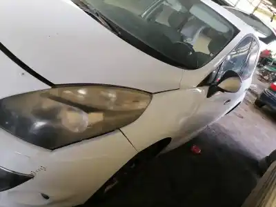 Verschrottungsfahrzeug renault scenic iii authentique des jahres 2011 angetrieben k9k r8