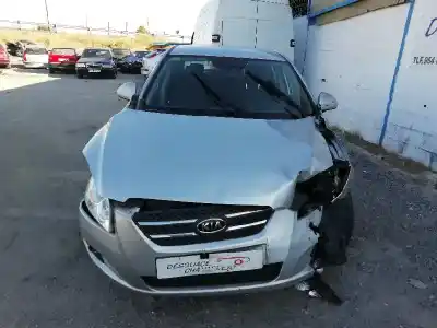 Veículo de Sucata kia cee´d sporty wagon active do ano 2009 alimentado d4fb