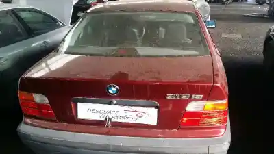 Sloopvoertuig bmw serie 3 berlina (e36) 318is se van het jaar 1994 aangedreven 18-4s-1