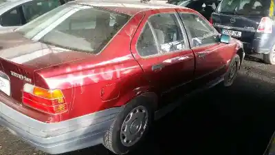 Sloopvoertuig bmw serie 3 berlina (e36) 318is se van het jaar 1994 aangedreven 18-4s-1