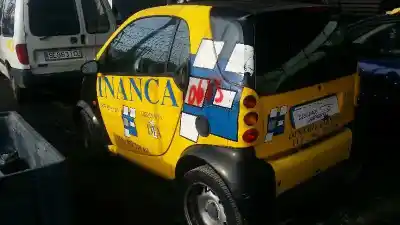 Sloopvoertuig smart coupe edition bluemotion van het jaar 2002 aangedreven mcc01b03e3