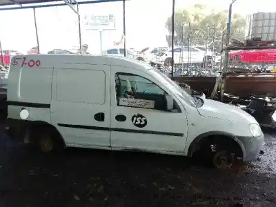 Veículo de Sucata opel combo familiar do ano 2003 alimentado y17dt