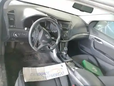 Veículo de Sucata hyundai i40 comfort do ano 2012 alimentado d4fd