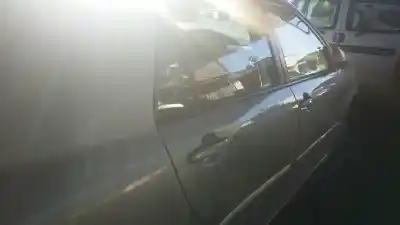 Sloopvoertuig toyota corolla (e12) 1.4 turbodiesel cat van het jaar 2006 aangedreven 1nd