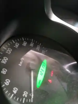 Sloopvoertuig chevrolet evanda cdx van het jaar 2006 aangedreven t20sed