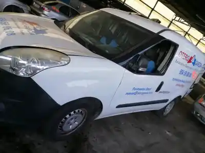 Sloopvoertuig opel combo d expression l1h1 van het jaar 2013 aangedreven a13fd