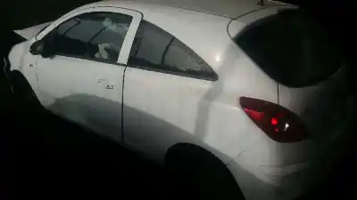 Veículo de Sucata opel corsa d ´´111 years´´ do ano 2008 alimentado z13dth