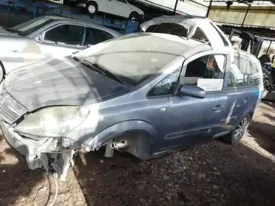 Veicolo di demolizione opel zafira b edition ´´111 jahre´´ dell'anno 2007 alimentato ilegible