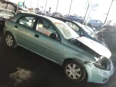Veículo de Sucata daewoo lacetti se do ano 2004 alimentado f14d3
