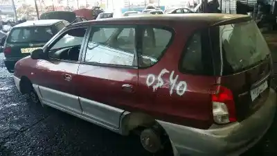 Veicolo di demolizione kia carens 1.8 ls monovolumen dell'anno 2001 alimentato tb