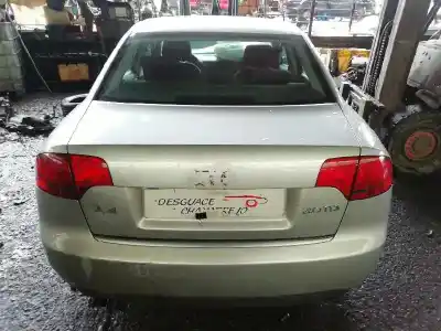 Veículo de Sucata audi a4 berlina (8e) 2.0 tdi 16v (103kw) do ano 2006 alimentado bre