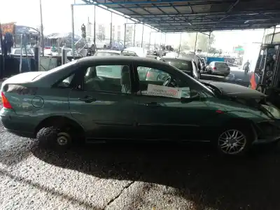 Veicolo di demolizione ford focus berlina (cak) ambiente dell'anno 2002 alimentato ffda