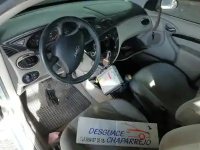 Veicolo di demolizione ford focus berlina (cak) ambiente dell'anno 2002 alimentato ffda