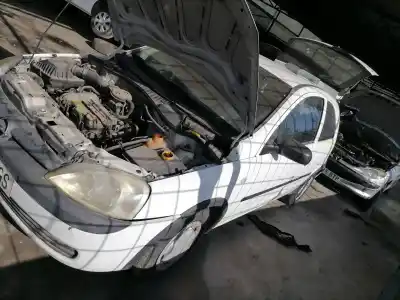 Здавання транспортного засобу opel corsa c club року 2001 потужний z10xe