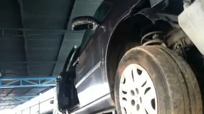 Veículo de Sucata fiat ulysse (179) 2.2 jtd dynamic do ano 2002 alimentado 4hw