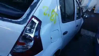 Sloopvoertuig dacia sandero básico van het jaar 2010 aangedreven d4f f7