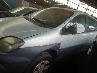 Scrapping Vehicle renault scenic rx4 (ja0) 1.9 dci diesel cat of the year 2003 powered f9q k7