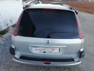 Véhicule à la ferraille peugeot 206 sw 1.4 hdi de l'année 2006 alimenté sin ficha