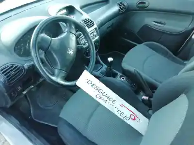 Véhicule à la ferraille peugeot 206 sw 1.4 hdi de l'année 2006 alimenté sin ficha