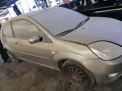 Veículo de Sucata ford fiesta (cbk) ambiente do ano 2003 alimentado f6ja