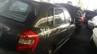 Veículo de Sucata kia cerato 1.6 lx berlina do ano 2005 alimentado g4ed