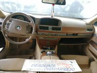 Sloopvoertuig bmw serie 7 (e65/e66) 745i van het jaar 2002 aangedreven n62b44a