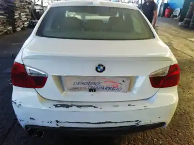 Veículo de Sucata bmw serie 3 berlina (e90) 2.0 16v diesel do ano 2005 alimentado 204d4