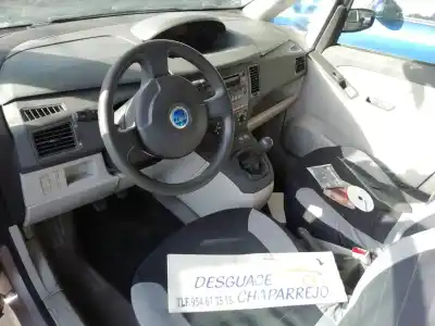 Veículo de Sucata fiat idea (135) 1.4 do ano 2004 alimentado 843a1000