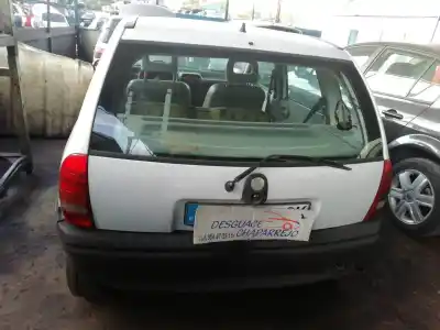 Sloopvoertuig opel corsa a swing-in van het jaar 1995 aangedreven c12nz