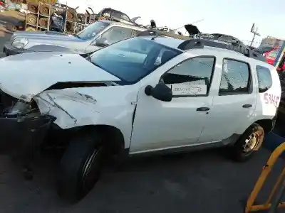 Vehicul casat dacia duster ambiance 4x4 al anului 2014 alimentat k9k r8