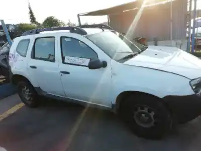 Vehicul casat dacia duster ambiance 4x4 al anului 2014 alimentat k9k r8