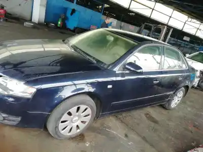 Veículo de Sucata audi a4 berlina (8e) 2.0 do ano 2006 alimentado alt