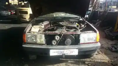 Veicolo di demolizione MERCEDES                                           CLASE E (W124) BERLINA                                                                                                                                                                                                                                     E 200 (124.021)                                                                                                                                                                                                                                            dell'anno 1987 alimentato M102961