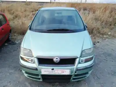 Veículo de Sucata FIAT ULYSSE (179) 2.0 JTD Básico do ano 2003 alimentado RHW