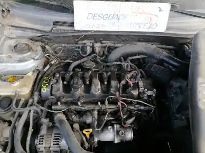 Veículo de Sucata kia cerato 2.0 ex crdi berlina do ano 2006 alimentado d4ea