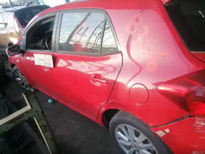 Veículo de Sucata toyota auris luna do ano 2008 alimentado 1zr