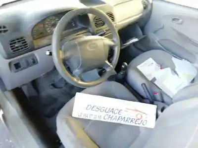 Veículo de Sucata kia rio ipanema berlina do ano 2001 alimentado a3a