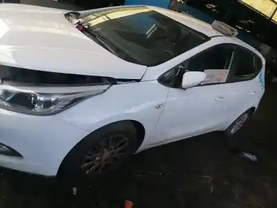 Veicolo di demolizione kia cee´d business dell'anno 2015 alimentato d4fc