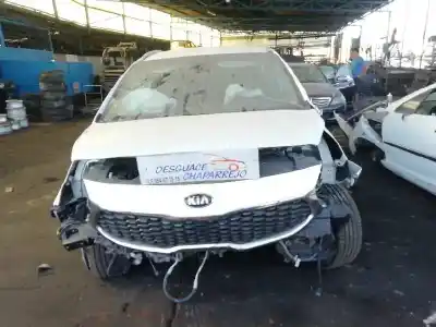 Veículo de Sucata KIA CARENS ( ) Attract do ano 2018 alimentado G4FD